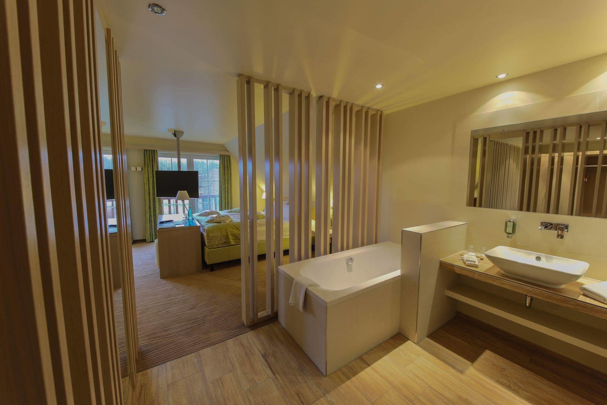 Logis Hotel Kur- Und Wellnesshaus Spree Balance Бург Экстерьер фото